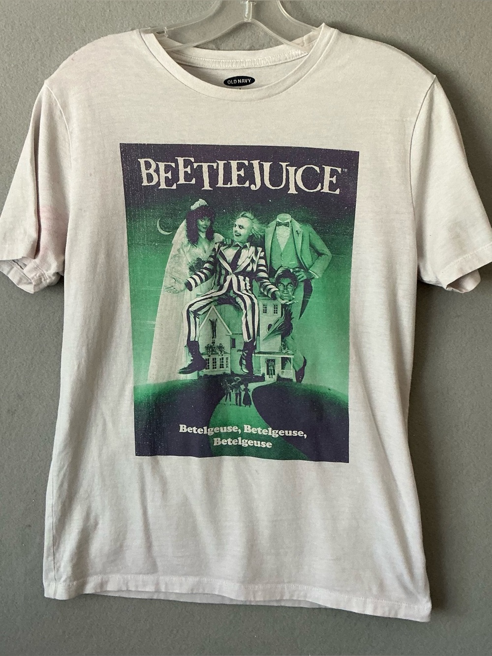 Whimsigoth Beetlejuice Graphic T-Shirt Old Navy White Green Horror Movie Tee S